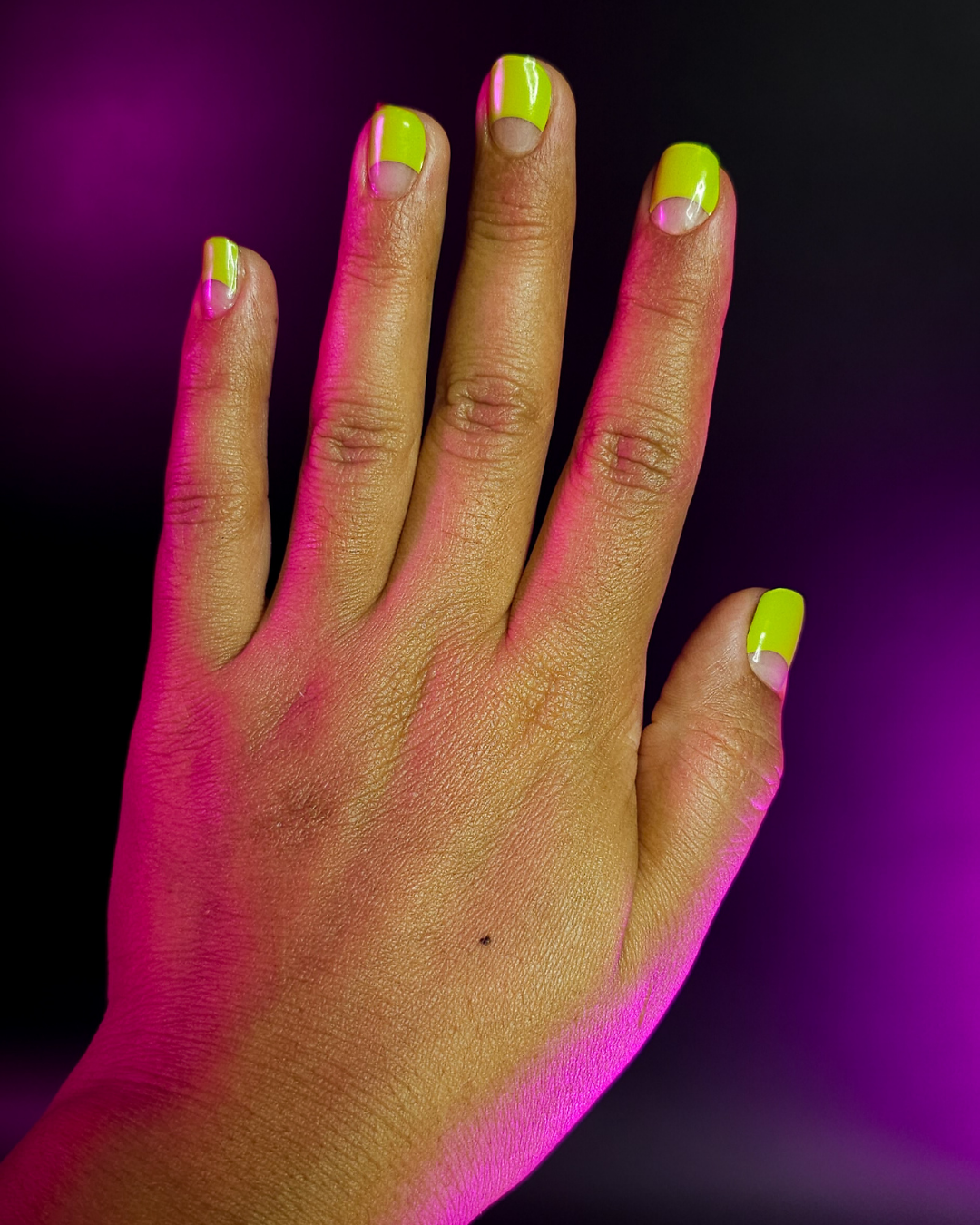 Poison—Green Half-Moon Gel Nail Wrap